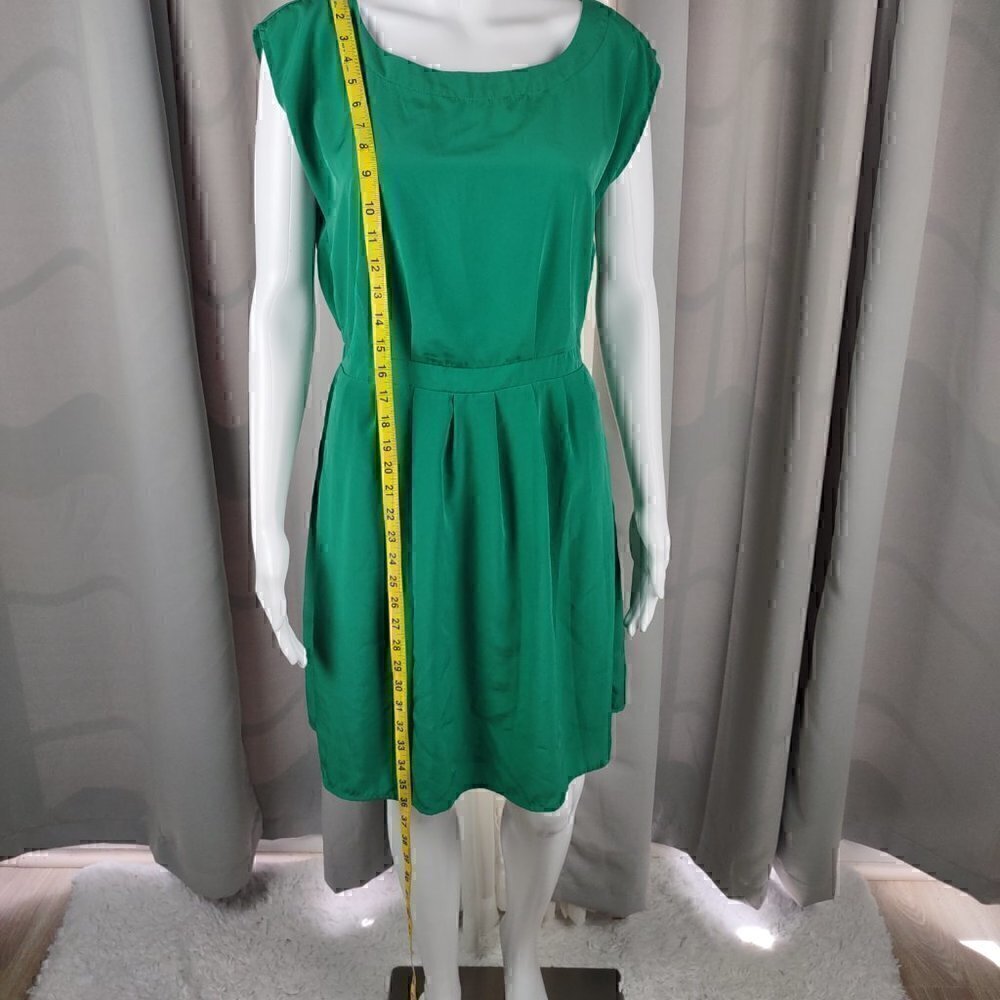 Old Navy Green Scoop Neck, Elastic Around Back Of Waist, Lined. Dress. Size S/P - Picture 5 of 11